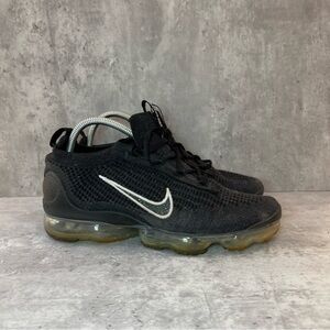 Nike Air VaporMax Flyknit 21 Sneakers Womens sz 10.5 - black